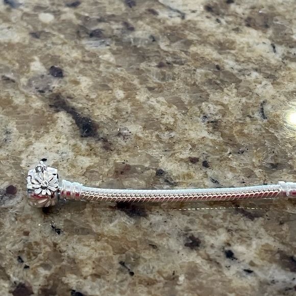 Pandora Daisy Flower - Clasp Snake Chain Bracelet - Picture 4 of 8